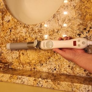 Beachwaver 1.25" rotating curling iron